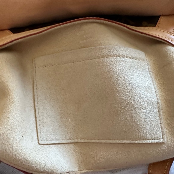 Louis Vuitton Monogram Canvas Leonor Limited Edition ruffled bag. - Picture 14 of 16